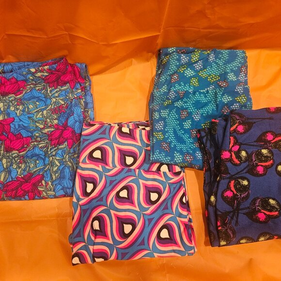 4 pairs of LuLaRoe Leggings- One Size - Picture 1 of 1